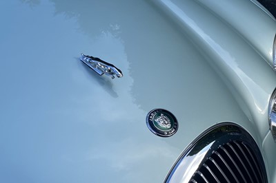 Lot 69 - 2000 Jaguar S-Type 3.0 V6 SE