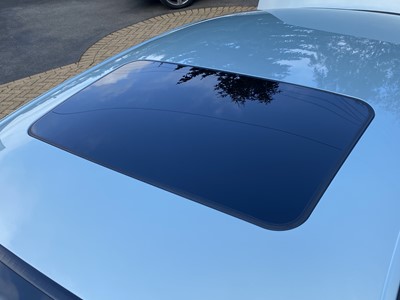 Lot 69 - 2000 Jaguar S-Type 3.0 V6 SE