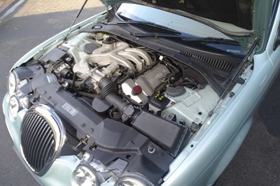 Lot 69 - 2000 Jaguar S-Type 3.0 V6 SE
