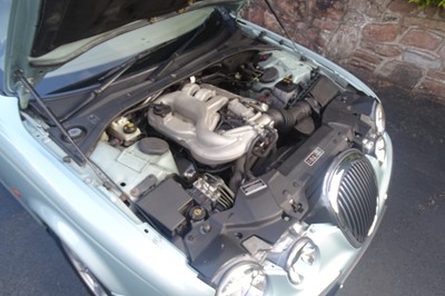 Lot 69 - 2000 Jaguar S-Type 3.0 V6 SE