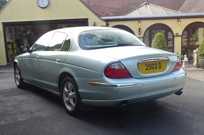 Lot 69 - 2000 Jaguar S-Type 3.0 V6 SE