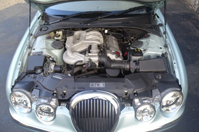 Lot 69 - 2000 Jaguar S-Type 3.0 V6 SE