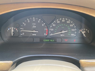 Lot 69 - 2000 Jaguar S-Type 3.0 V6 SE