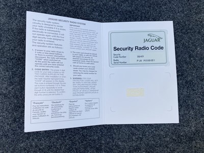 Lot 69 - 2000 Jaguar S-Type 3.0 V6 SE