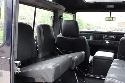 Lot 121 - 2000 Land Rover Defender 90 County TD5