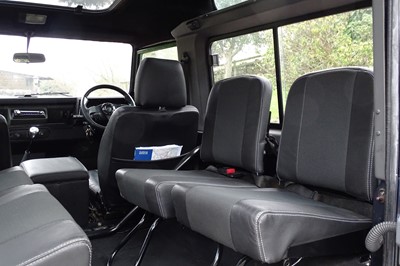 Lot 121 - 2000 Land Rover Defender 90 County TD5