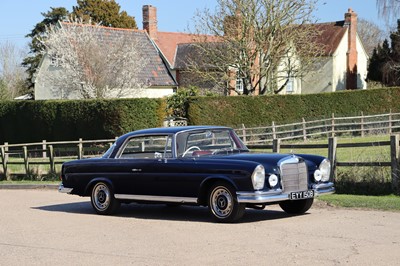 Lot 55 - 1966 Mercedes-Benz 220 SEb Coupe