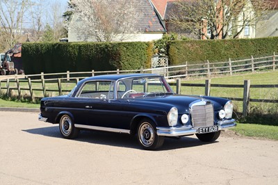 Lot 55 - 1966 Mercedes-Benz 220 SEb Coupe