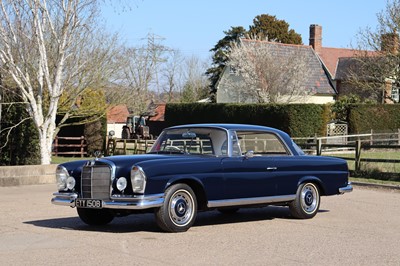 Lot 55 - 1966 Mercedes-Benz 220 SEb Coupe