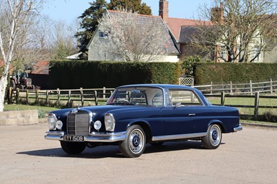 Lot 55 - 1966 Mercedes-Benz 220 SEb Coupe