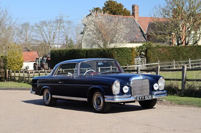 Lot 55 - 1966 Mercedes-Benz 220 SEb Coupe