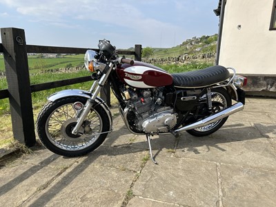 Lot 1975 Triumph Trident T160