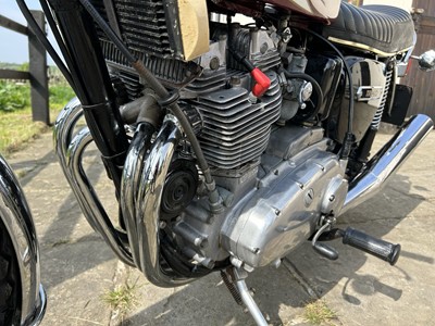 Lot 1975 Triumph Trident T160