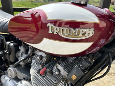 Lot 1975 Triumph Trident T160