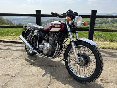 Lot 1975 Triumph Trident T160