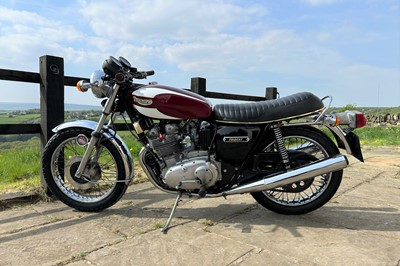 Lot 1975 Triumph Trident T160