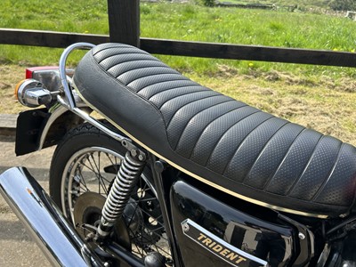 Lot 1975 Triumph Trident T160
