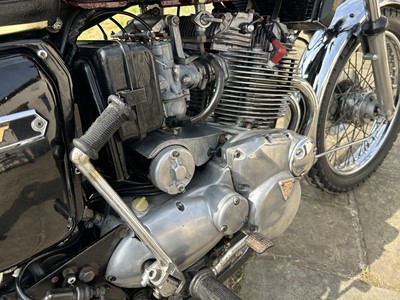 Lot 1975 Triumph Trident T160