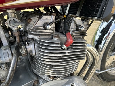 Lot 1975 Triumph Trident T160