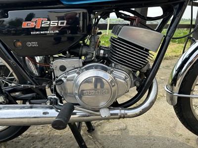 Lot 352 - 1979 Suzuki GT250B