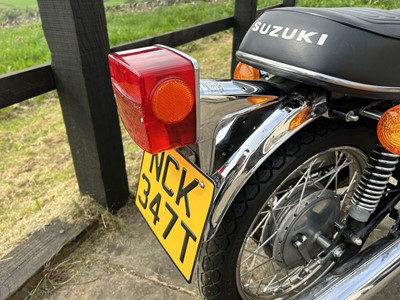 Lot 352 - 1979 Suzuki GT250B