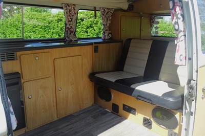 Lot 117 - 1978 Volkswagen T2 Camper