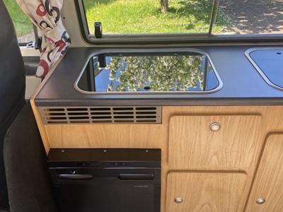 Lot 117 - 1978 Volkswagen T2 Camper