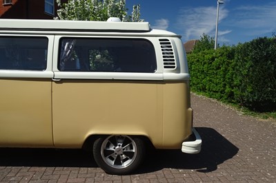 Lot 117 - 1978 Volkswagen T2 Camper
