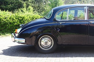 Lot 59 - 1967 Jaguar MkII 2.4