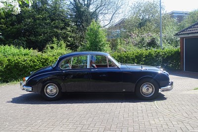 Lot 59 - 1967 Jaguar MkII 2.4