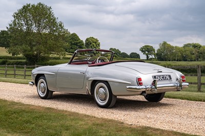Lot 39 - 1960 Mercedes-Benz 190SL