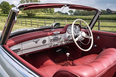 Lot 39 - 1960 Mercedes-Benz 190SL