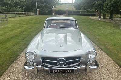 Lot 39 - 1960 Mercedes-Benz 190SL