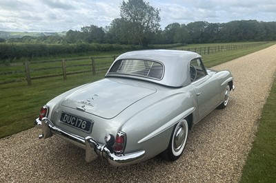 Lot 39 - 1960 Mercedes-Benz 190SL