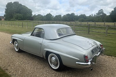 Lot 39 - 1960 Mercedes-Benz 190SL