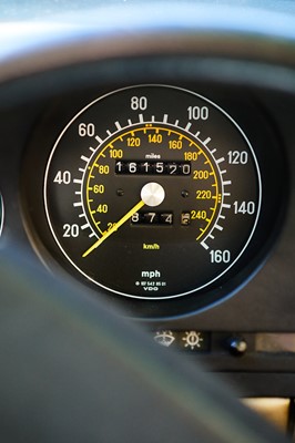 Lot 110 - 1987 Mercedes-Benz 500SL