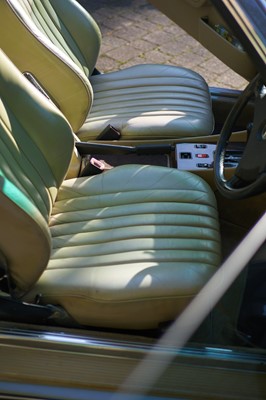 Lot 110 - 1987 Mercedes-Benz 500SL