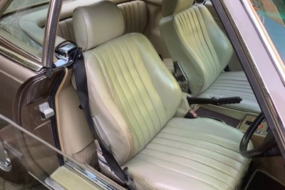 Lot 110 - 1987 Mercedes-Benz 500SL