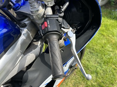 Lot 255 - 1993 Suzuki GSXR750W