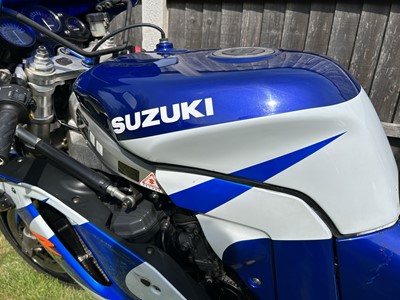Lot 255 - 1993 Suzuki GSXR750W