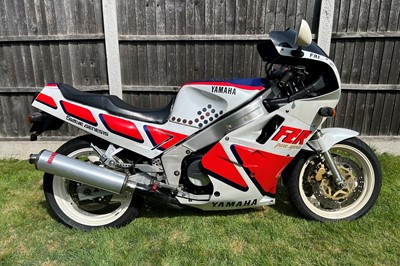 Lot 1990 Yamaha FZR750 Genesis