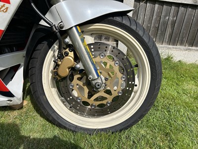 Lot 279 - 1990 Yamaha FZR750 Genesis