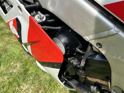 Lot 279 - 1990 Yamaha FZR750 Genesis