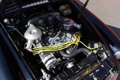 Lot 54 - 1974 MG B GT V8