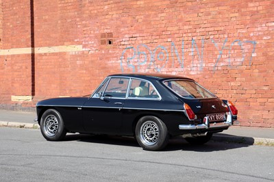 Lot 54 - 1974 MG B GT V8