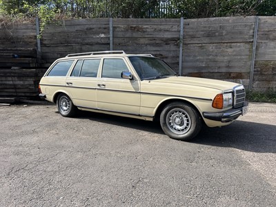 Lot 118 - 1986 Mercedes-Benz 240 TD Estate