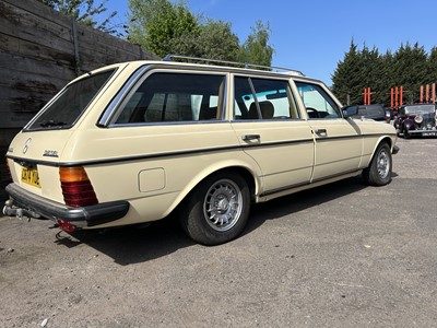 Lot 118 - 1986 Mercedes-Benz 240 TD Estate