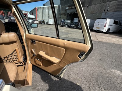 Lot 118 - 1986 Mercedes-Benz 240 TD Estate