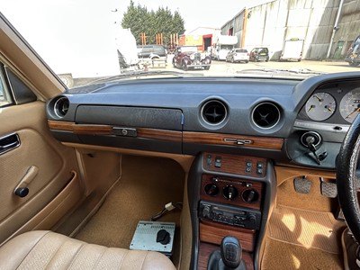 Lot 118 - 1986 Mercedes-Benz 240 TD Estate