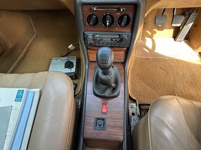 Lot 118 - 1986 Mercedes-Benz 240 TD Estate